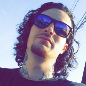 Meet your Posher, Ray